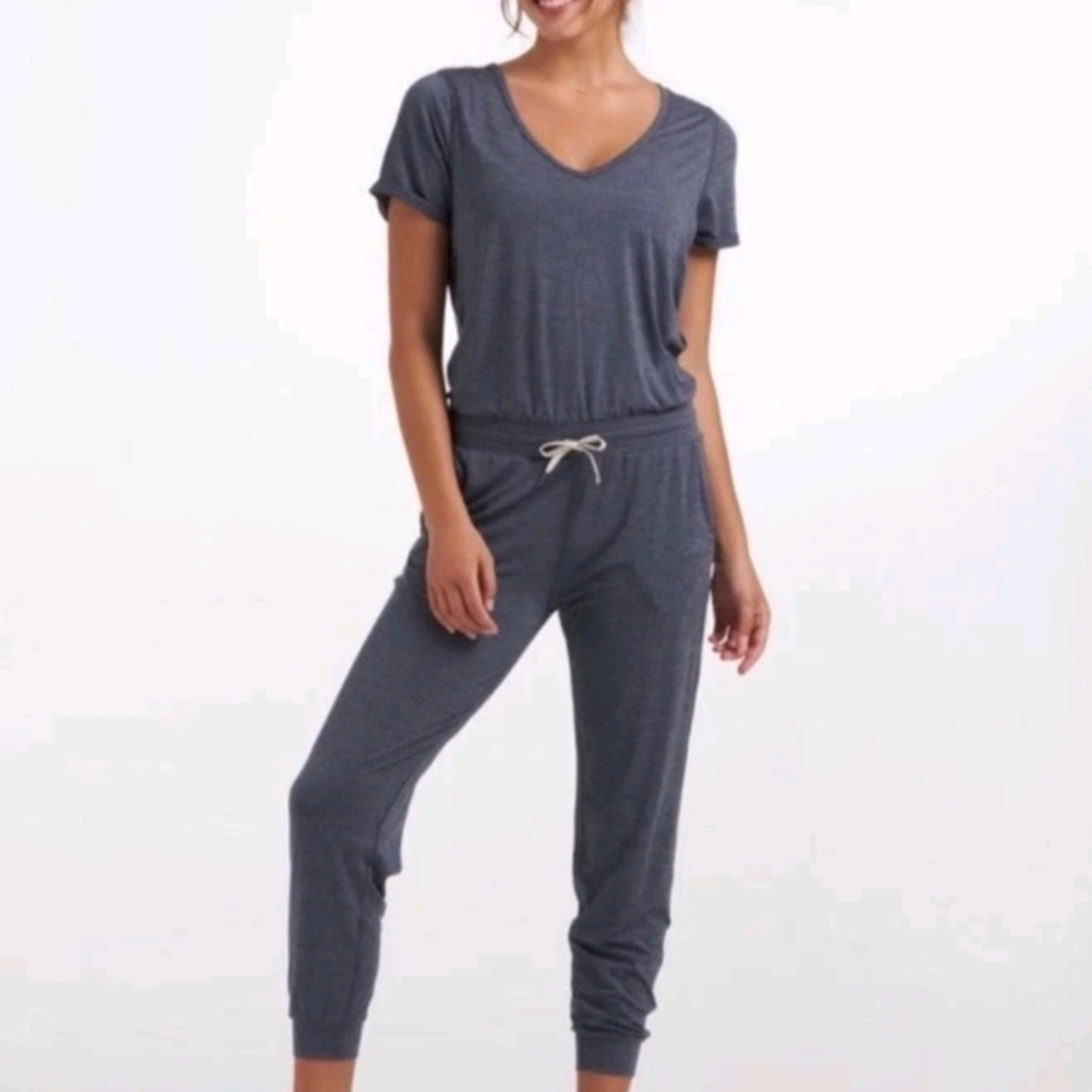 NWT Vuori All Day Jumpsuit  Lazure Heather Medium